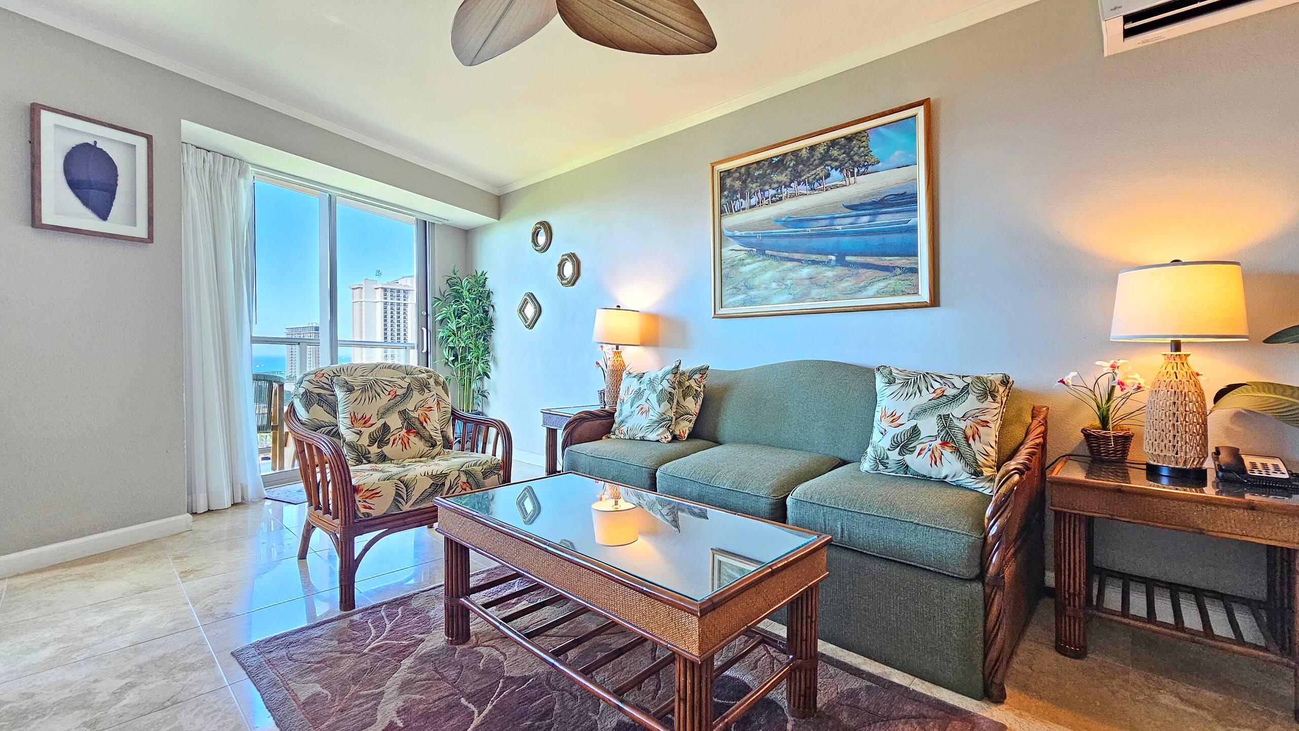Condo in Honolulu · ★4.96 · 1 bedroom · 1 bed · 1 private bath - Image 6