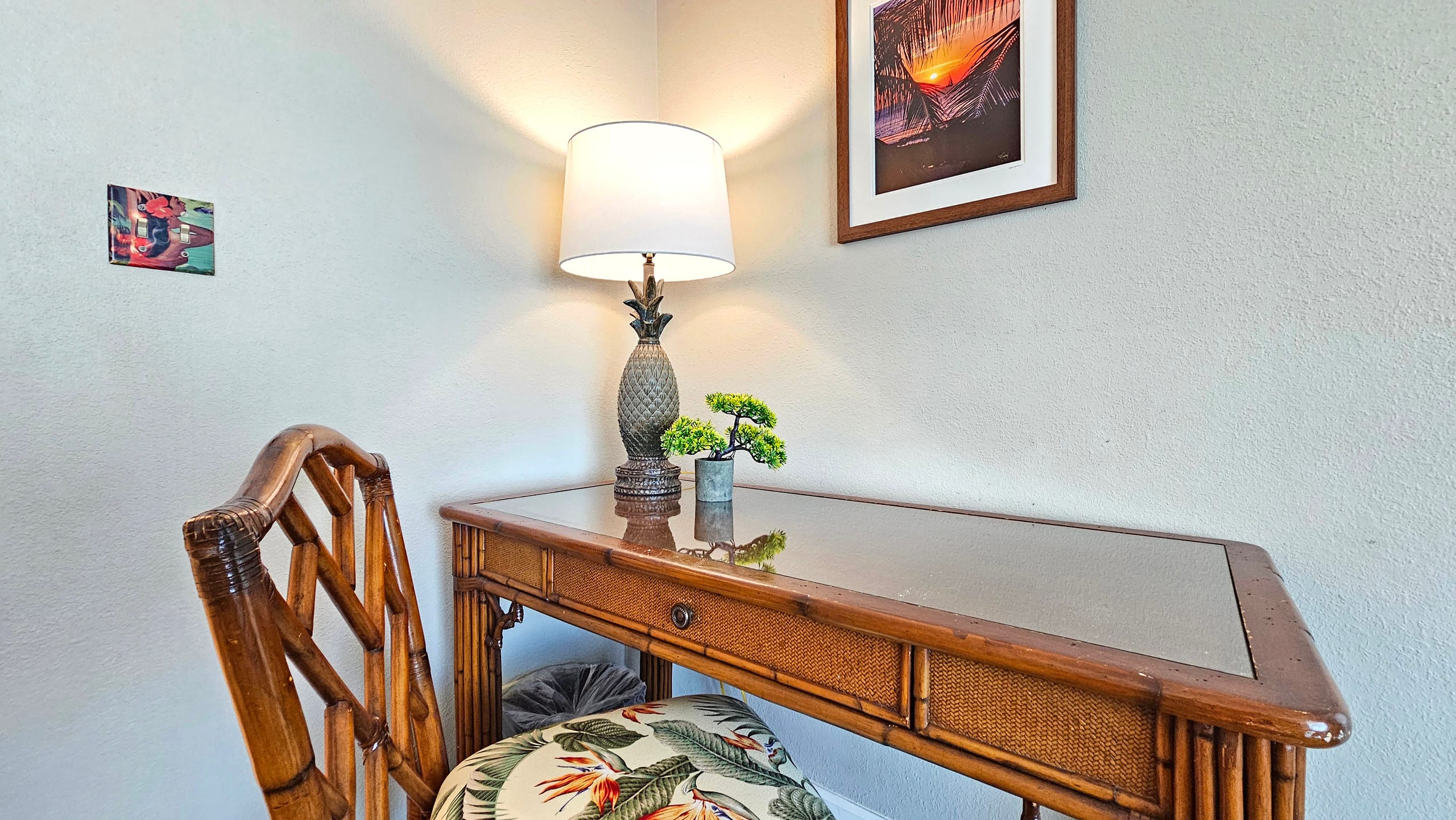 Condo in Honolulu · ★4.96 · 1 bedroom · 1 bed · 1 private bath - Image 5