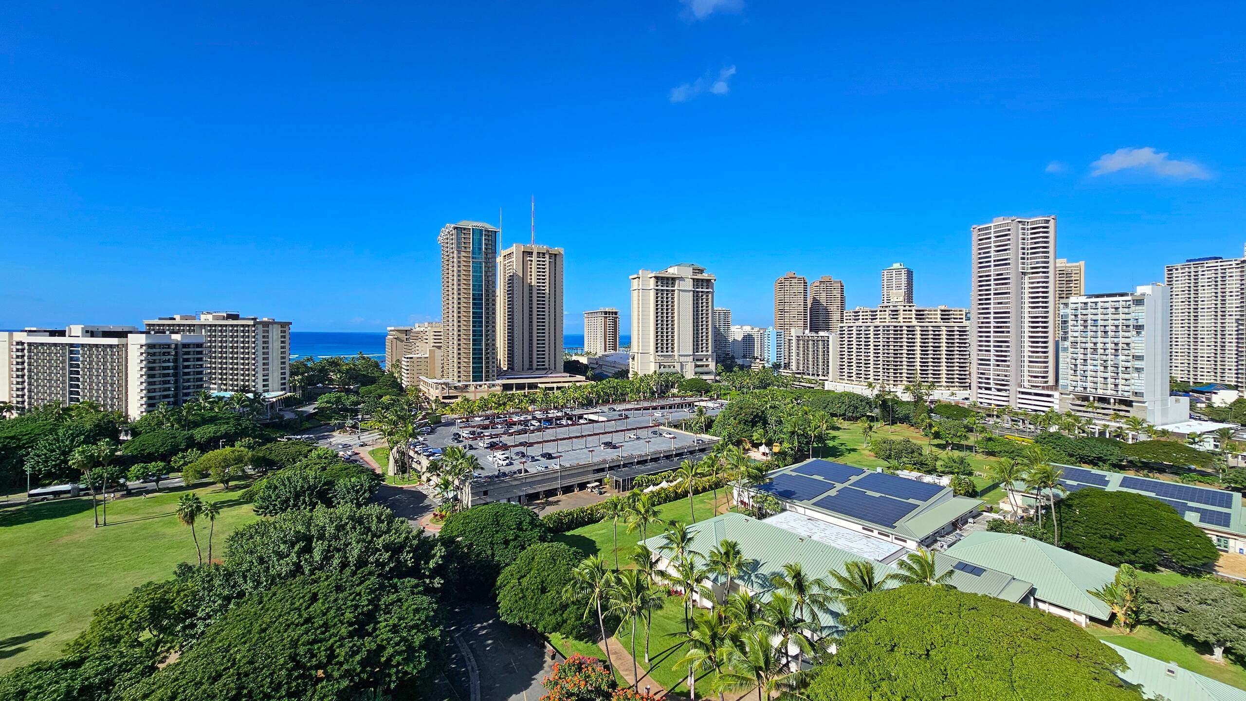 Condo in Honolulu · ★4.96 · 1 bedroom · 1 bed · 1 private bath - Image 42