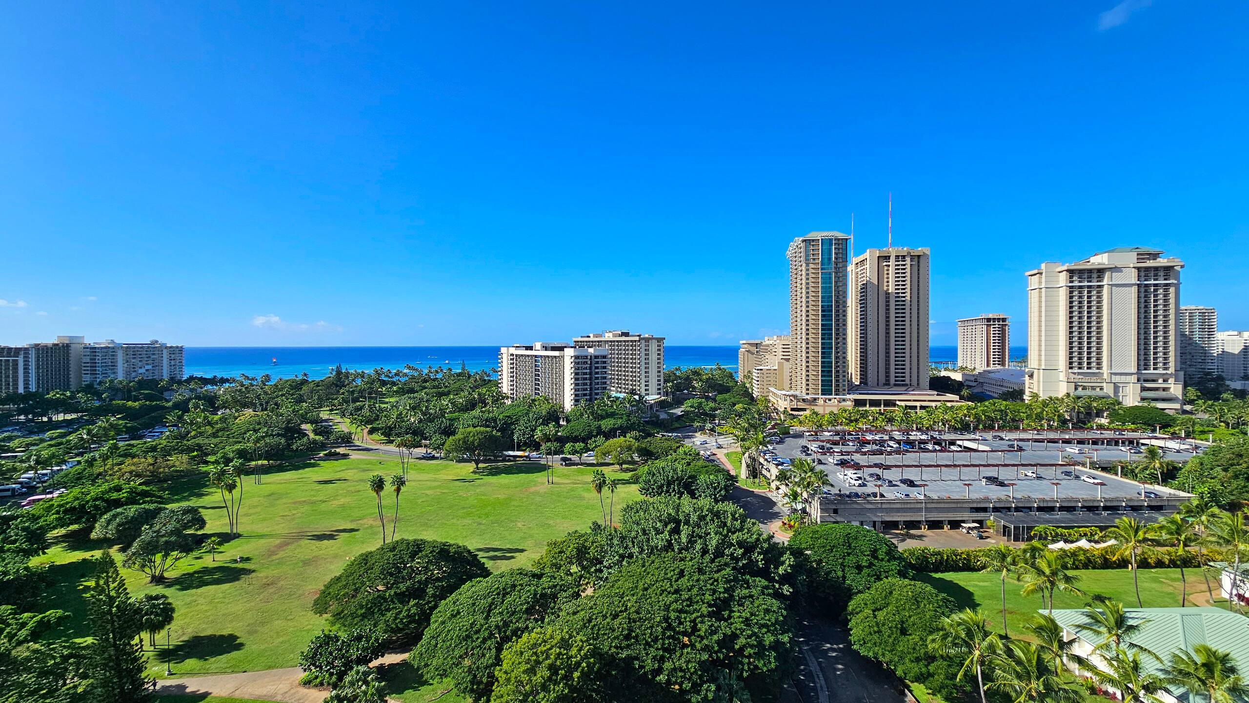 Condo in Honolulu · ★4.96 · 1 bedroom · 1 bed · 1 private bath - Image 41