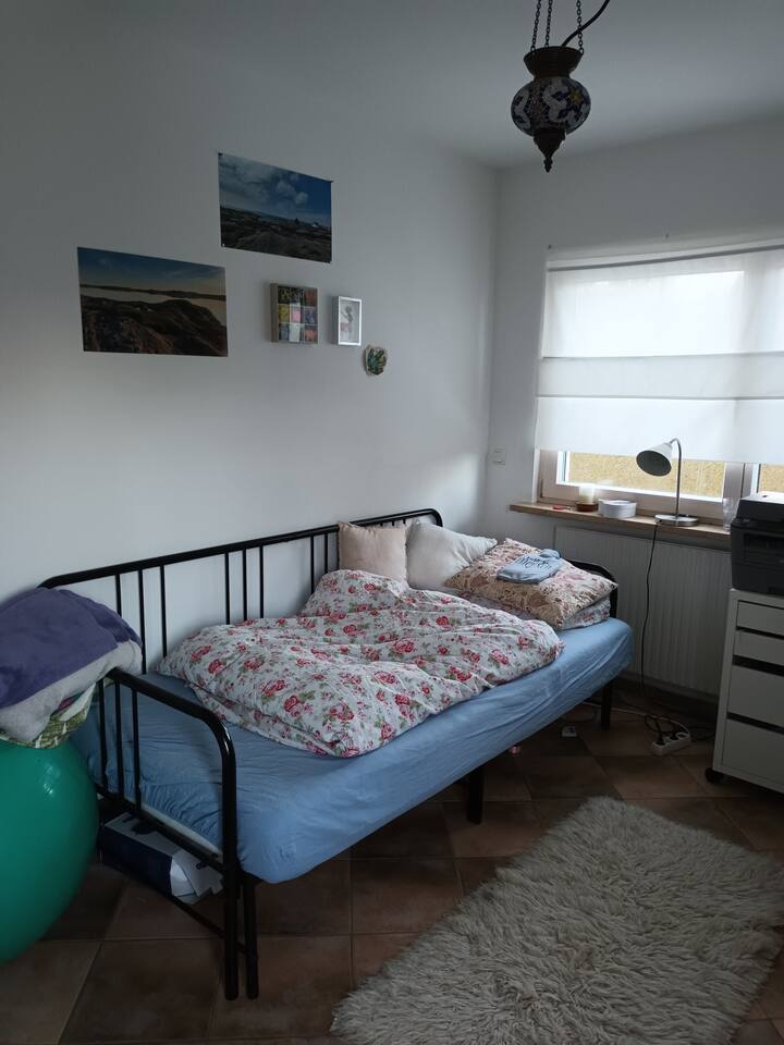 საძინებელი 2