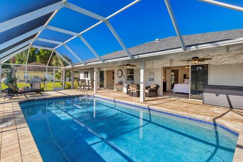 The Windy Palm: Tropical Oasis w 2 Kings/2 Single