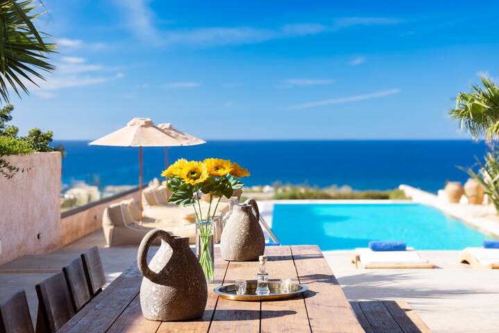 Casa Tequiero, an Ethereal SeaView Retreat gallery image 2