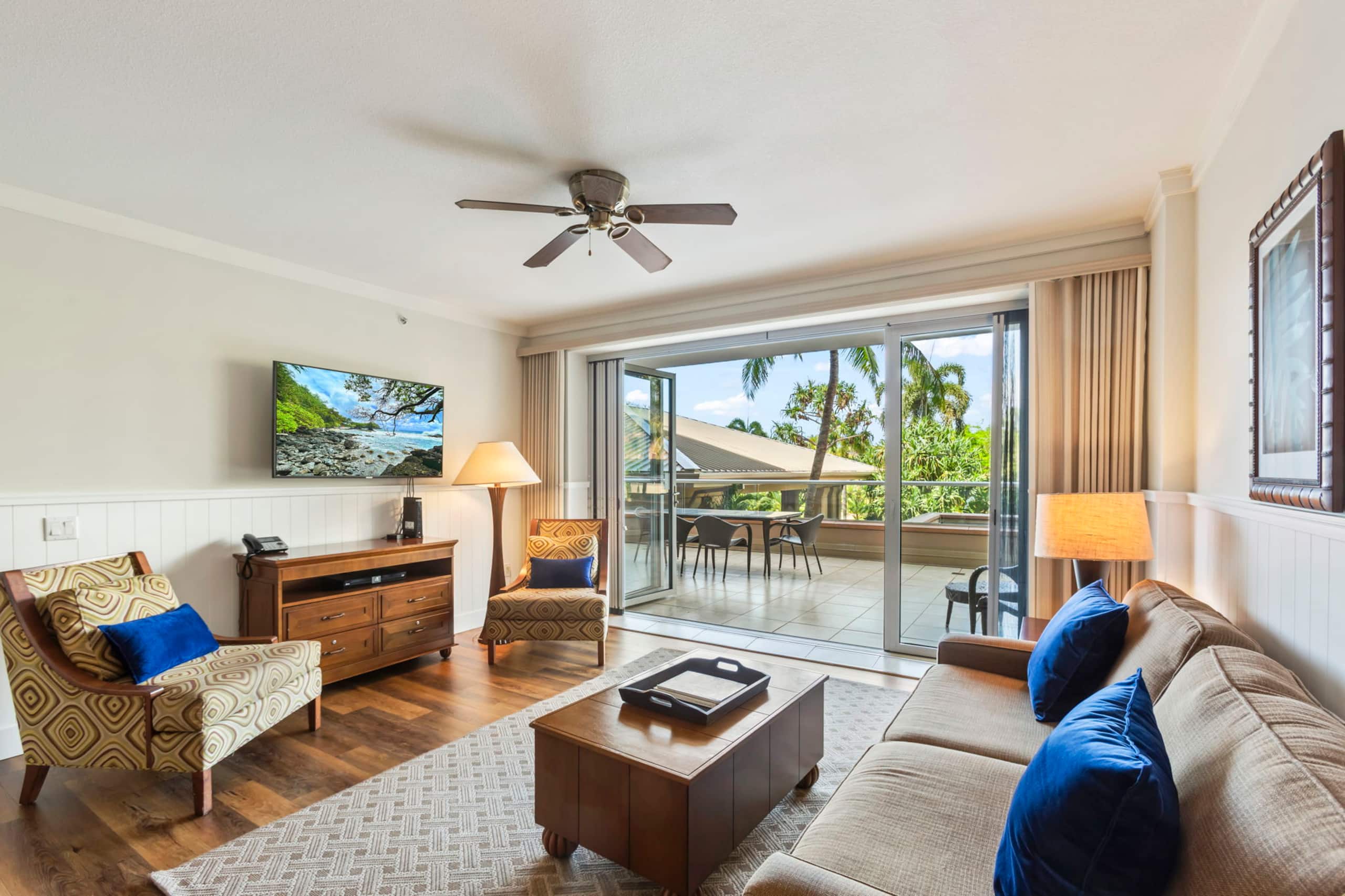 Condo in Lahaina · ★4.71 · 1 bedroom · 2 beds · 1 bath - Image 4