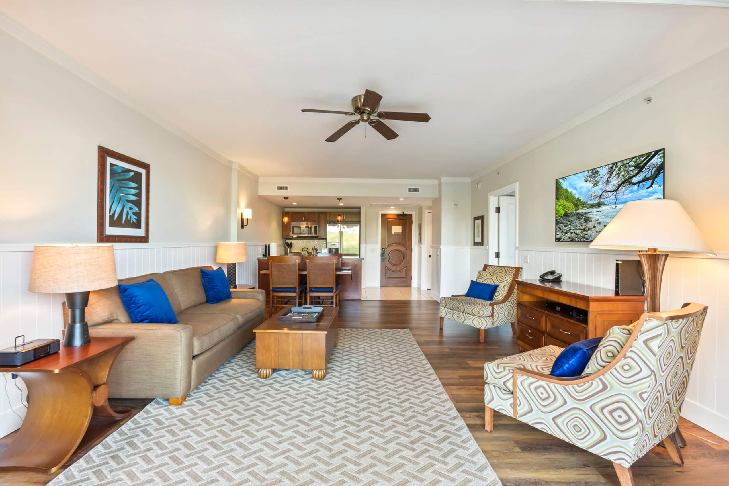 Condo in Lahaina · ★4.71 · 1 bedroom · 2 beds · 1 bath - Image 2