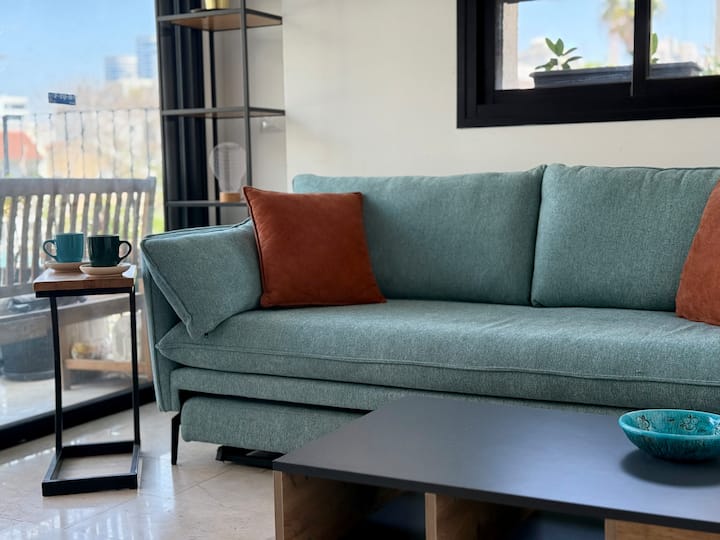 Designer 1br W/mamad | Top Tel Aviv Location - Tel Aviv