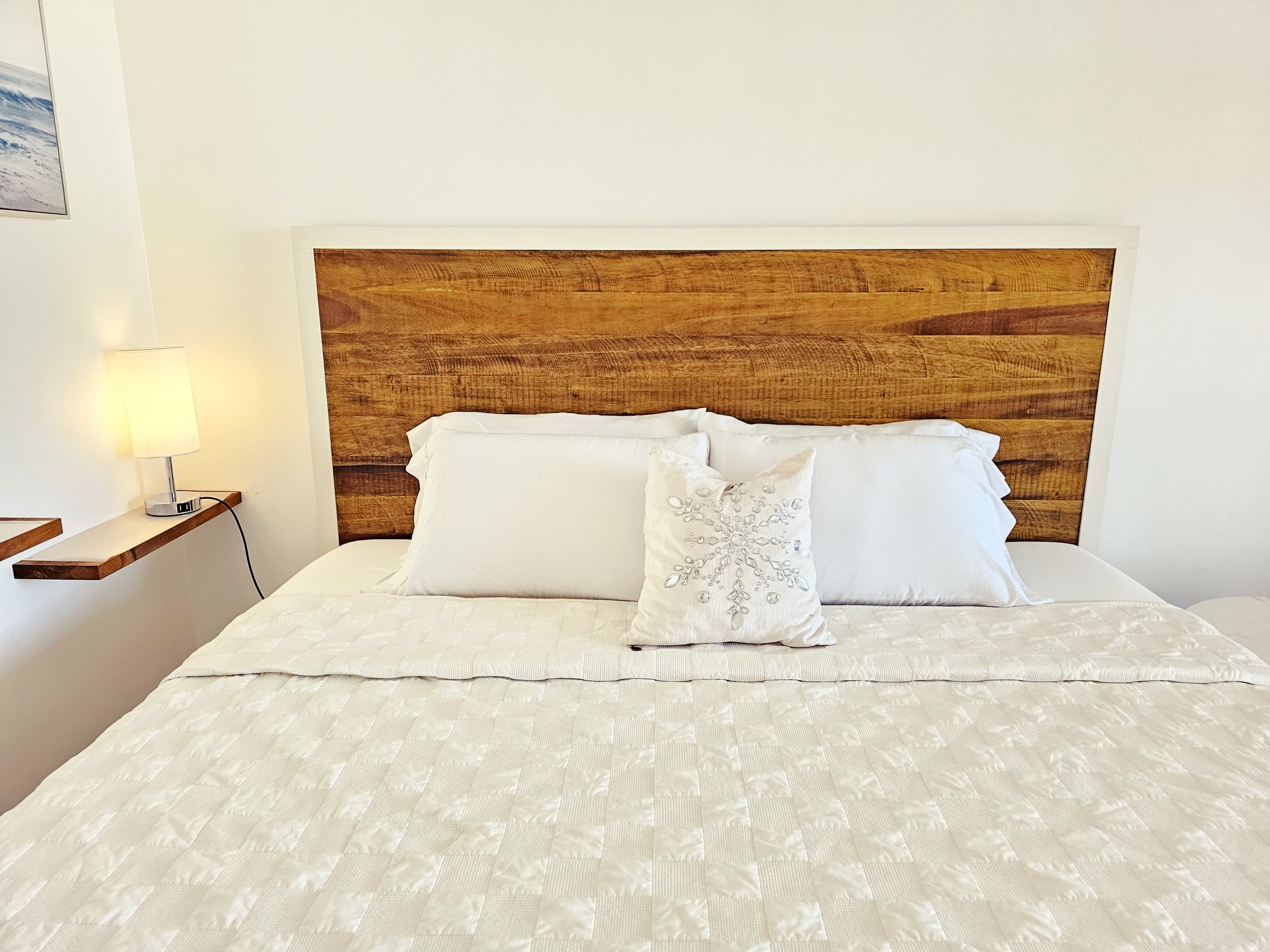 Condo in Honolulu · ★4.81 · Studio · 1 bed · 1 private bath - Image 8