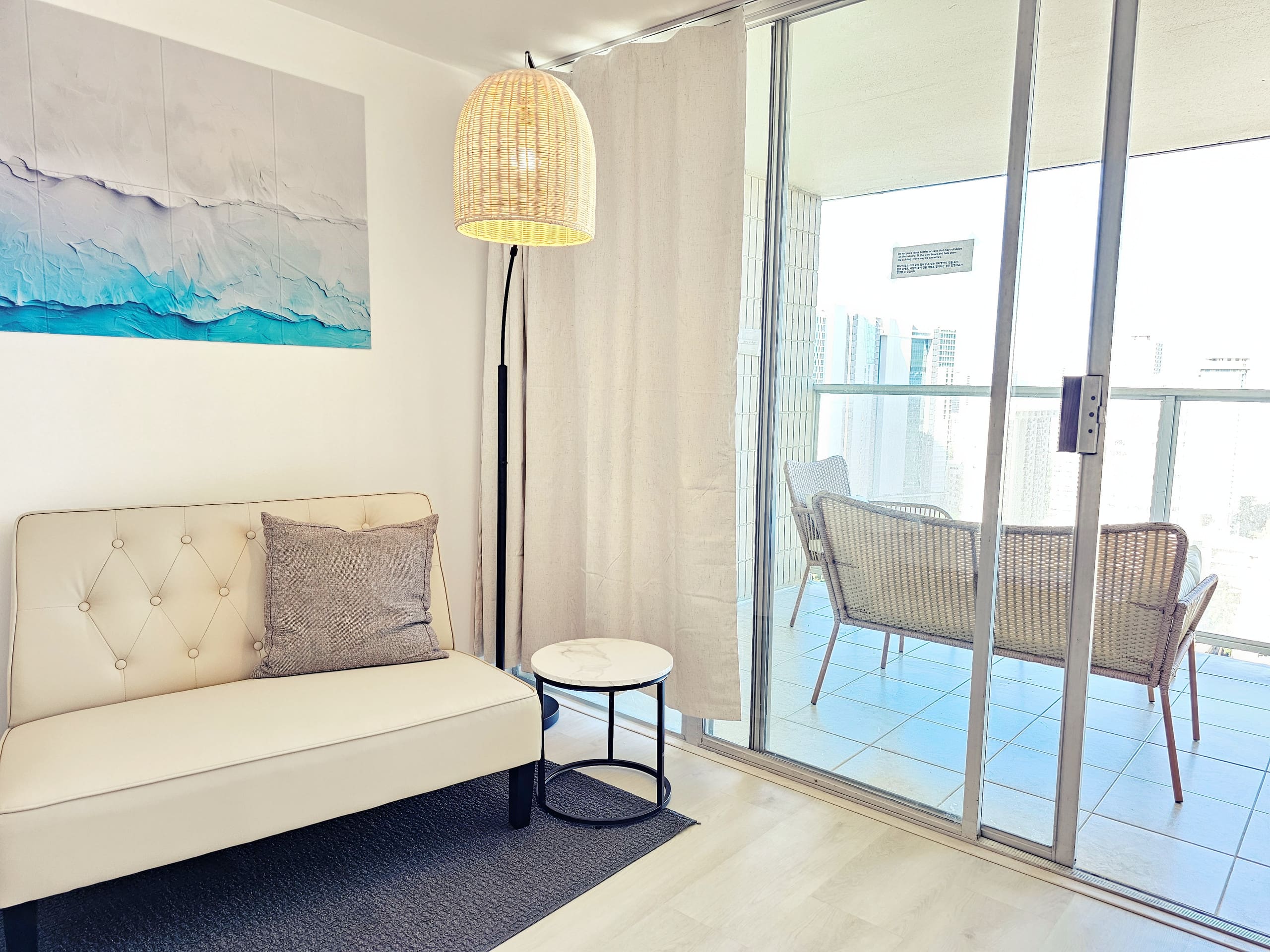 Condo in Honolulu · ★4.81 · Studio · 1 bed · 1 private bath - Image 13