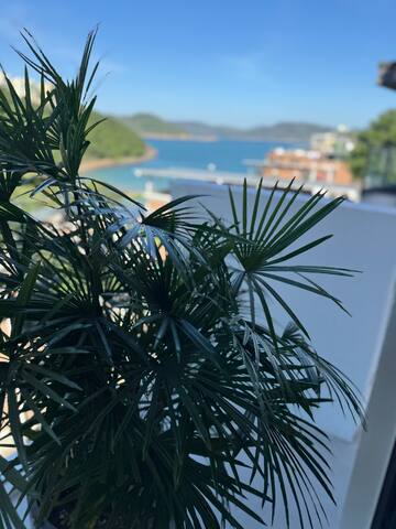 Seaview Villa with Rooftop, Garden & Maid Service gallery image 4