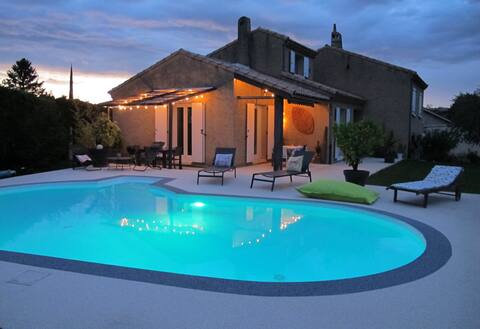 Villa Drômoise with Pool at the foot of the Vercors