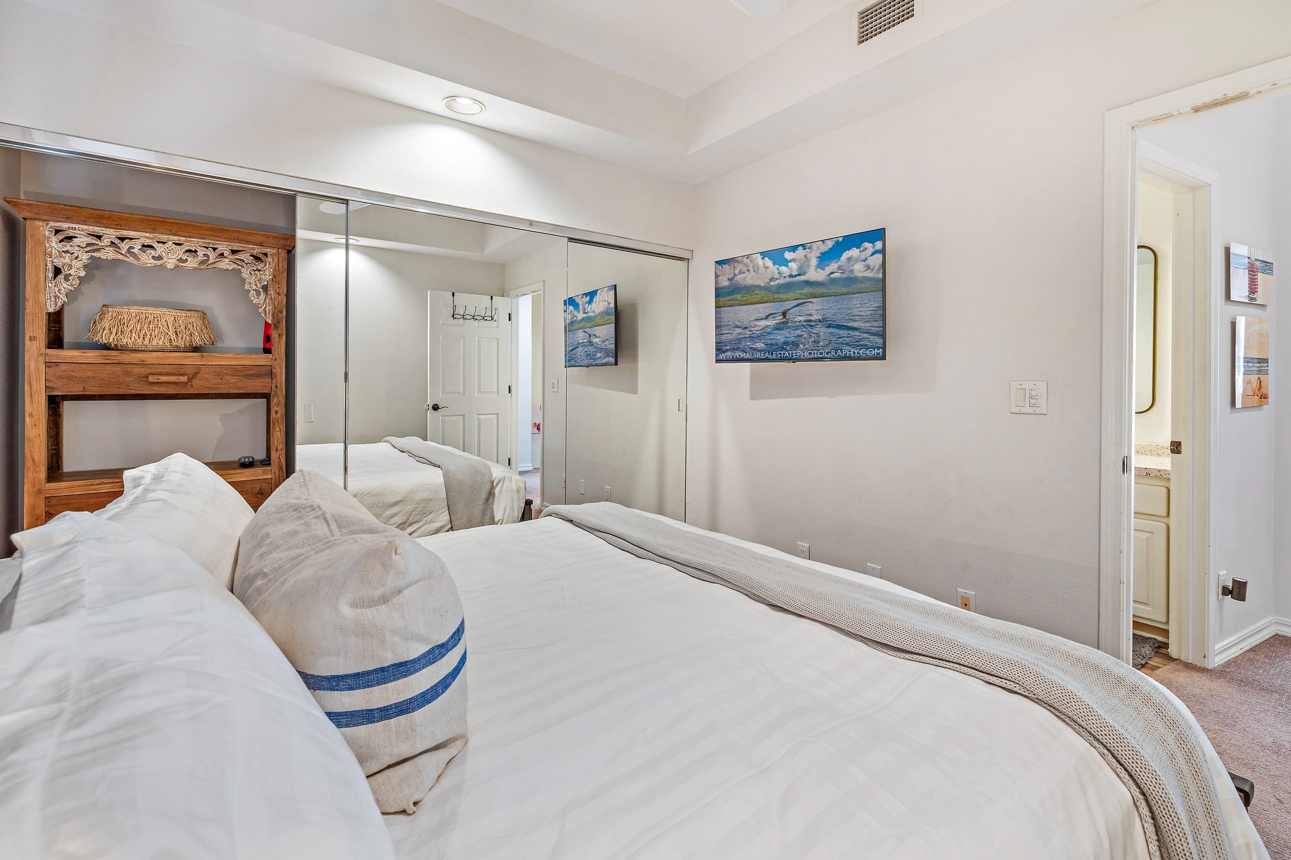 Townhouse in Lahaina · ★4.93 · 3 bedrooms · 3 beds · 2.5 baths - Image 17