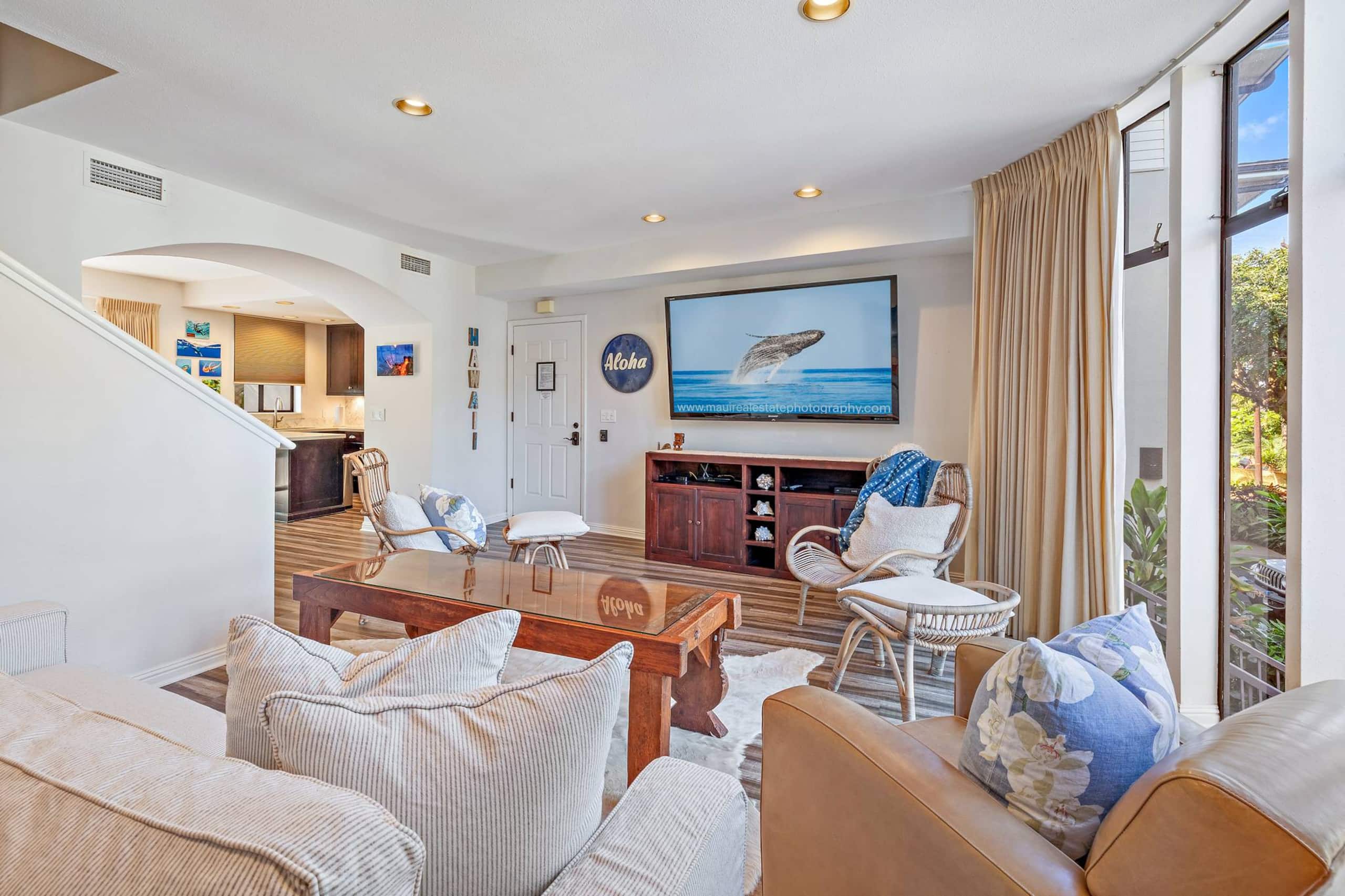 Townhouse in Lahaina · ★4.93 · 3 bedrooms · 3 beds · 2.5 baths - Image 3