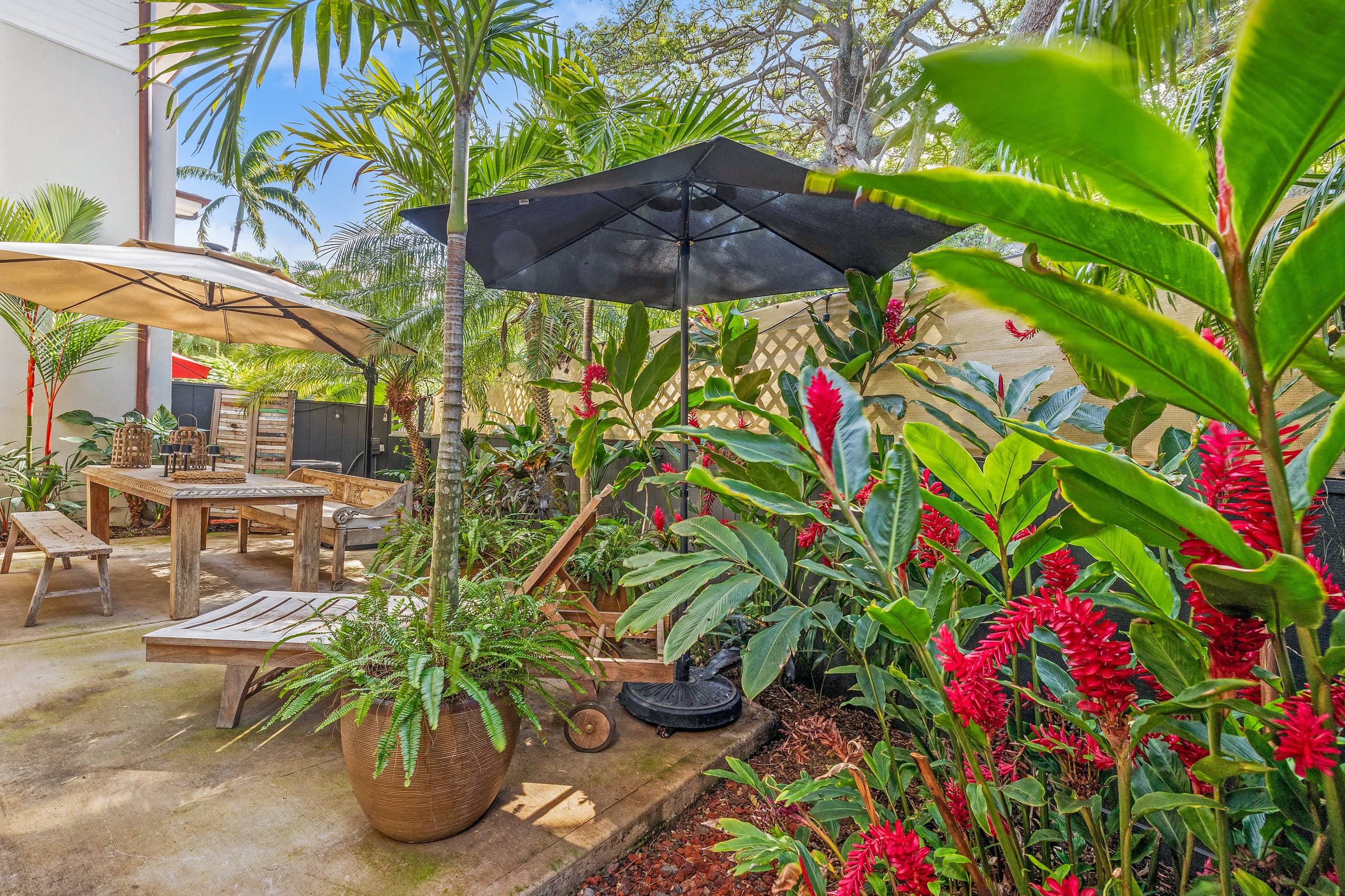 Townhouse in Lahaina · ★4.93 · 3 bedrooms · 3 beds · 2.5 baths - Image 30