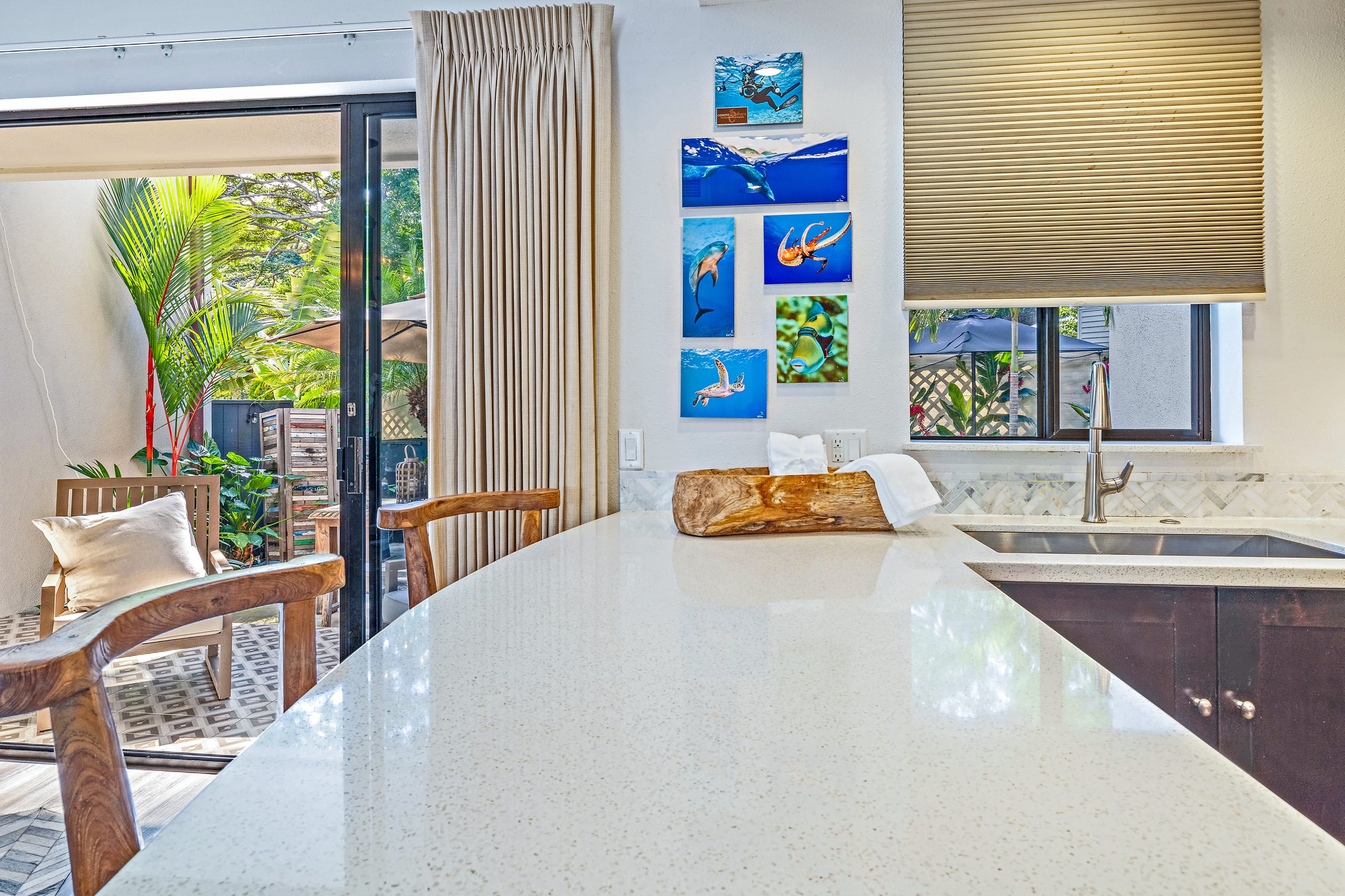 Townhouse in Lahaina · ★4.93 · 3 bedrooms · 3 beds · 2.5 baths - Image 8
