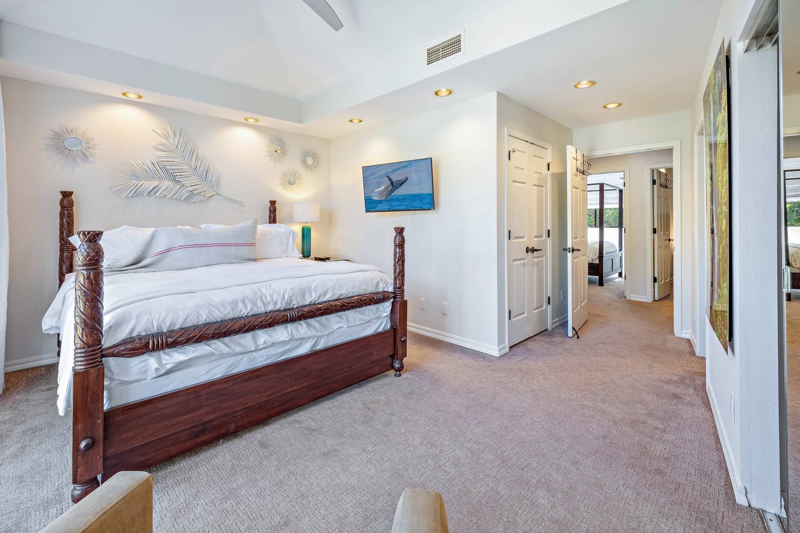 Townhouse in Lahaina · ★4.93 · 3 bedrooms · 3 beds · 2.5 baths - Image 12