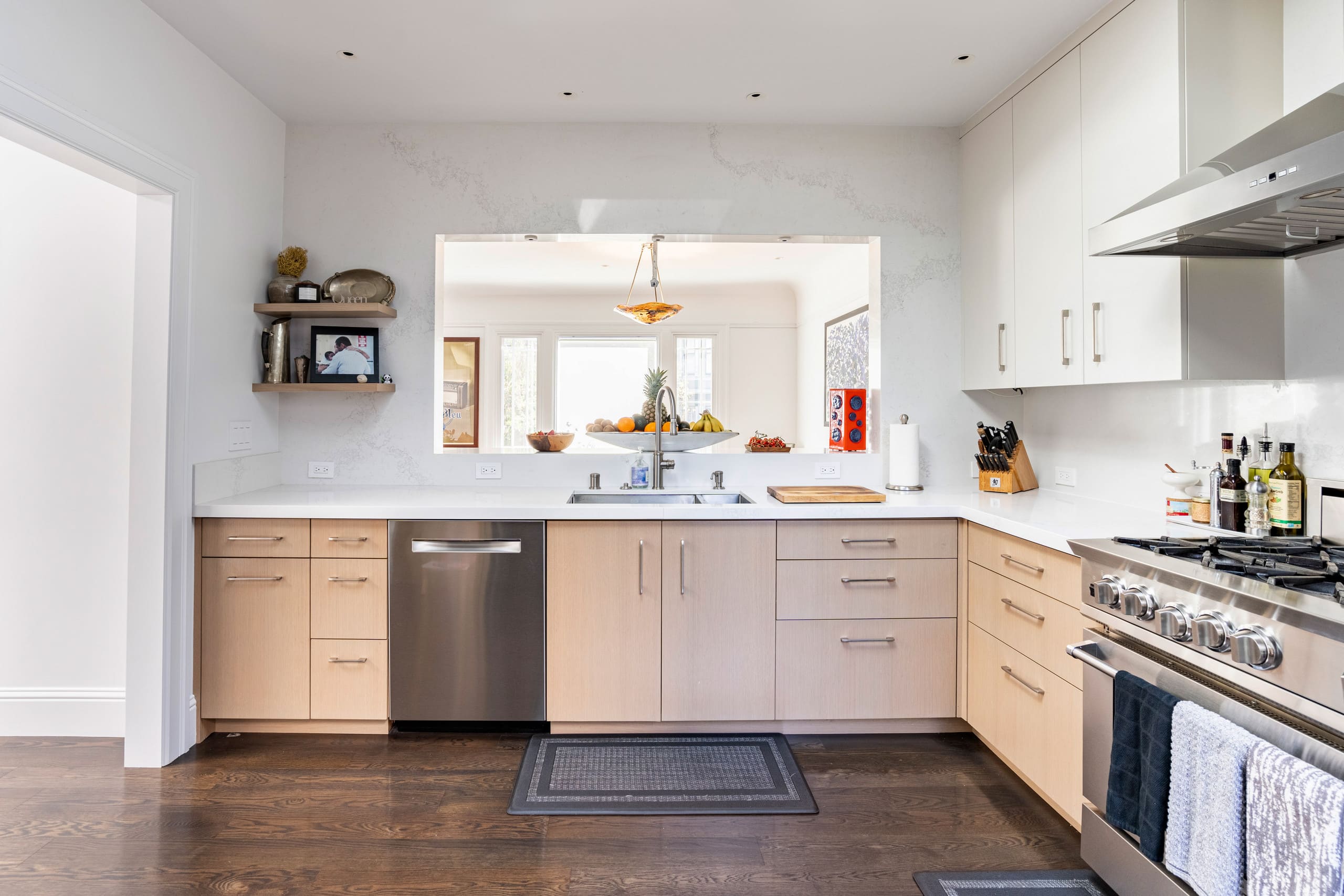 Home in San Francisco · ★4.9 · 3 bedrooms · 3 beds · 2.5 baths - Image 6