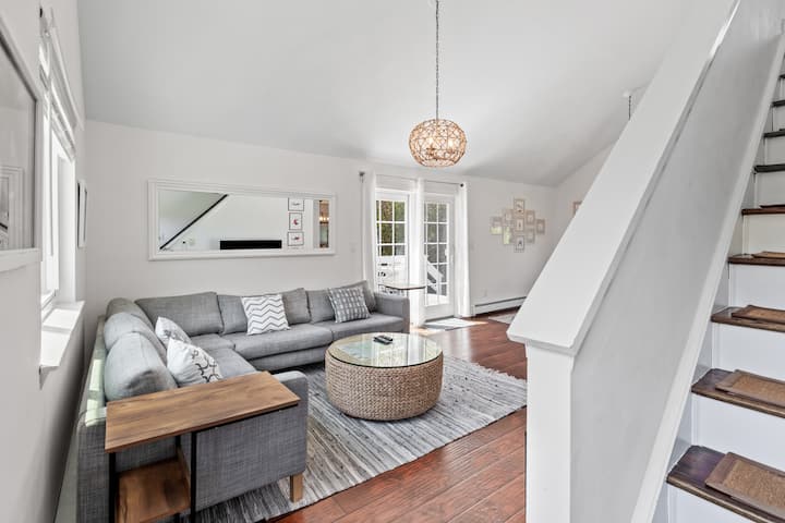 Center Of Town + Ideal For Beach, Golf & Tennis - Montauk, NY
