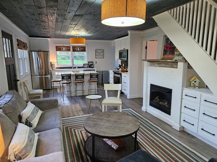 Cozy Lawson Cottage Walking Distance To Town/beach - Green Lake, WI
