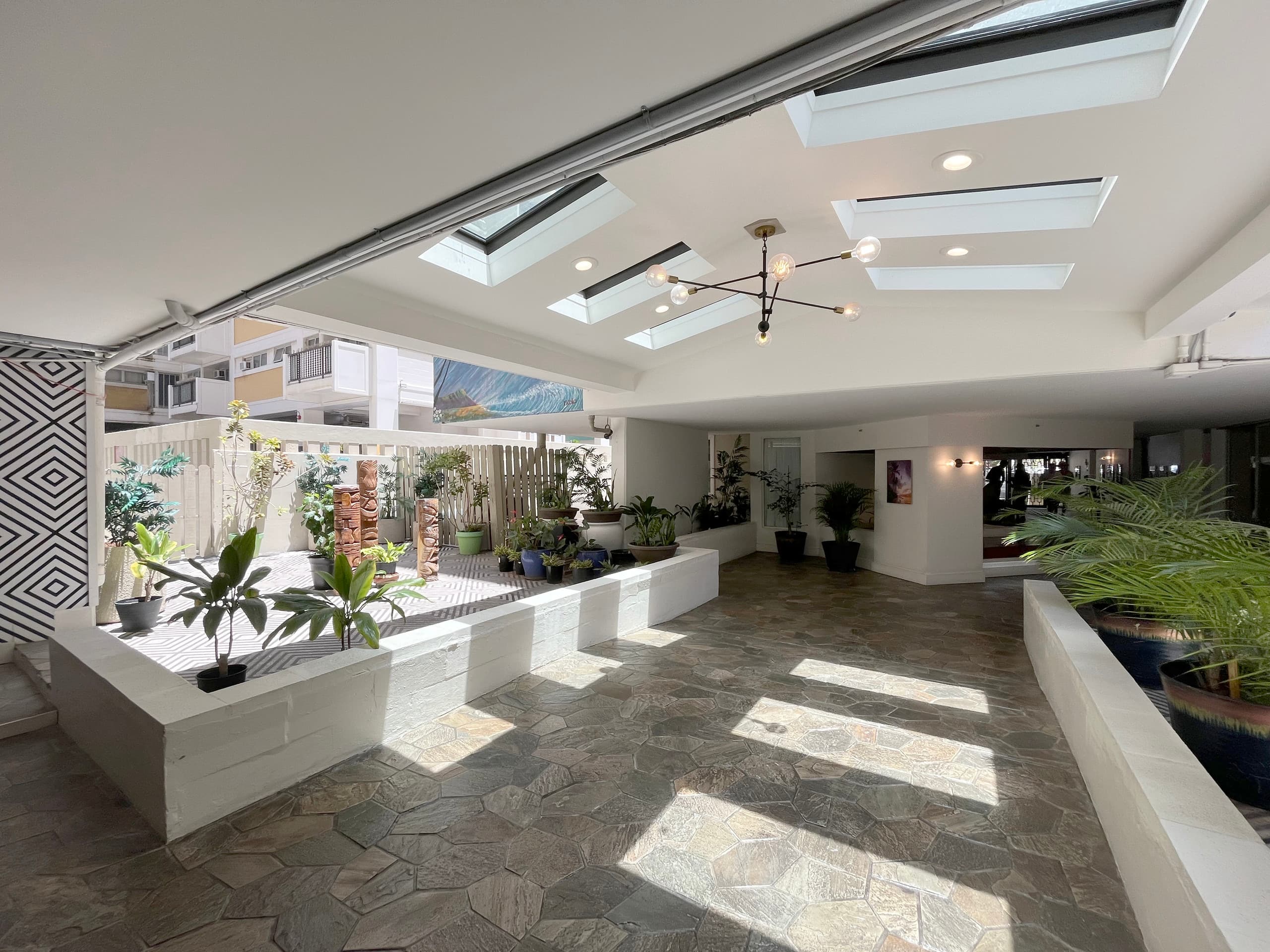 Condo in Honolulu · ★4.77 · Studio · 1 bed · 1 shared bath - Image 21
