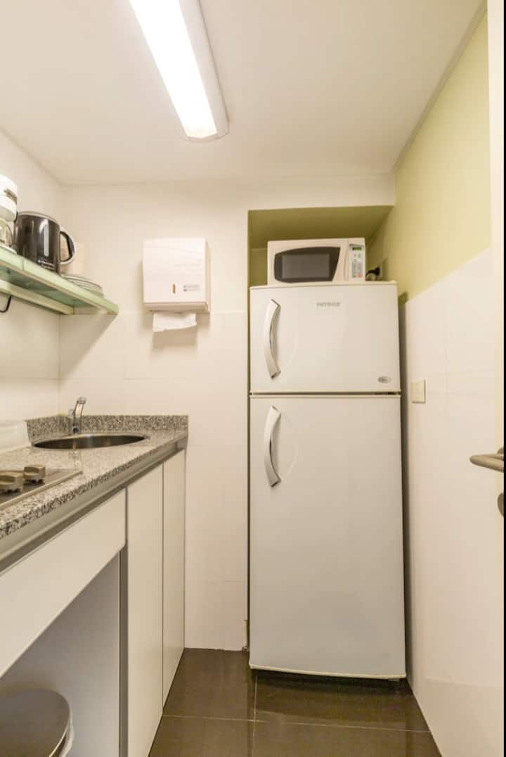 Modern one-bedroom apartment in Recoleta