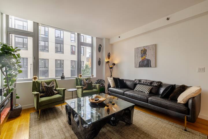 Modern Brooklyn Retreat: Private Suite Near It All gallery image 5