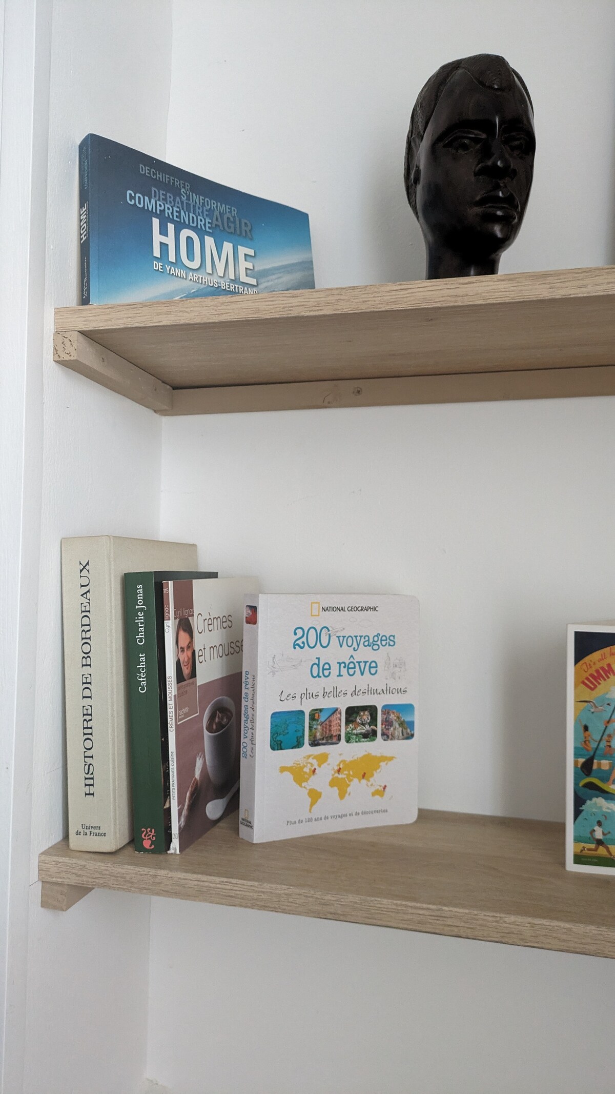 Top performing Airbnb: Traditional Bordeaux-style studio suite in Le Bouscat