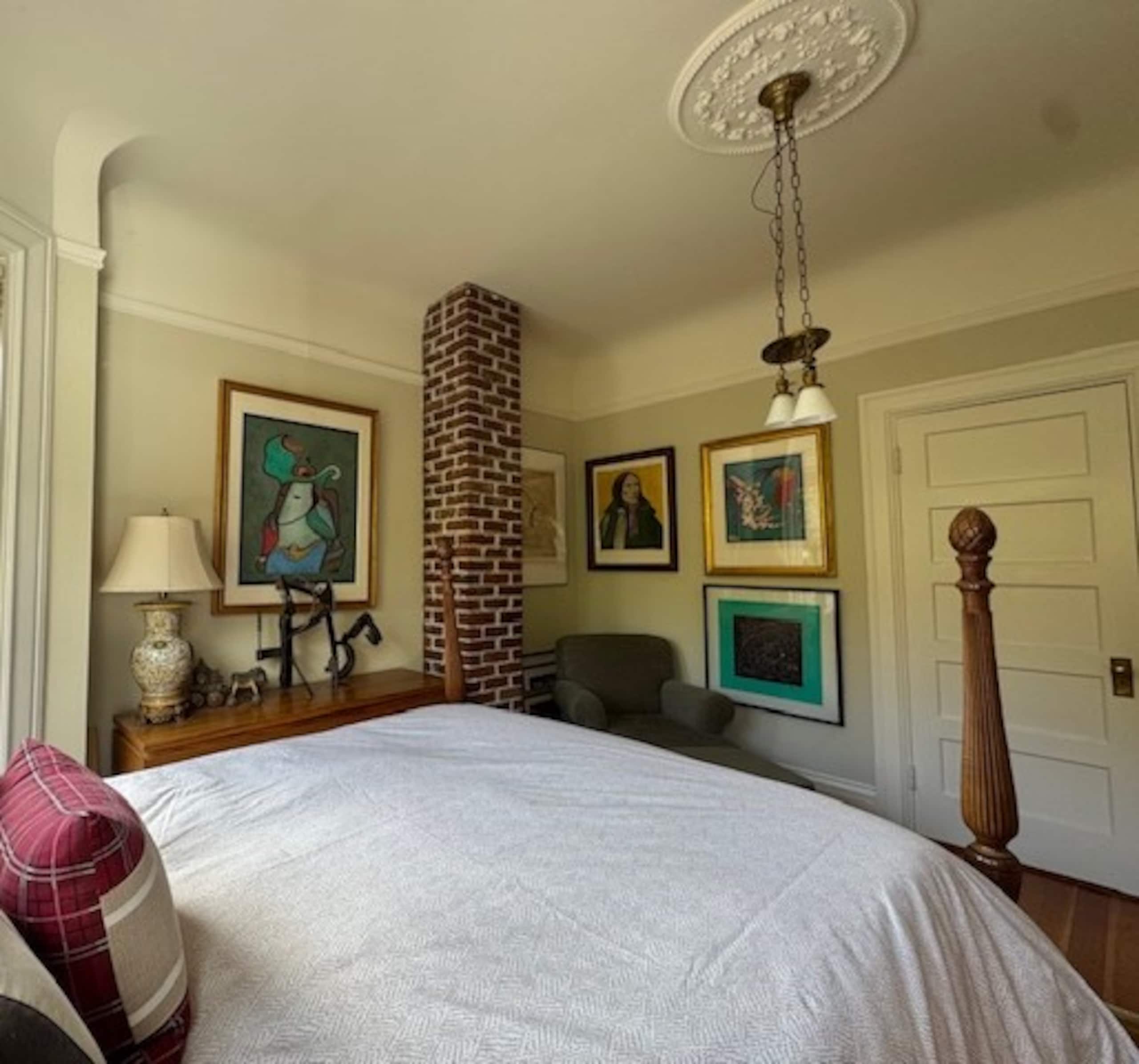 Home in San Francisco · ★4.98 · 1 bedroom · 1 bed · 1 bath - Image 5