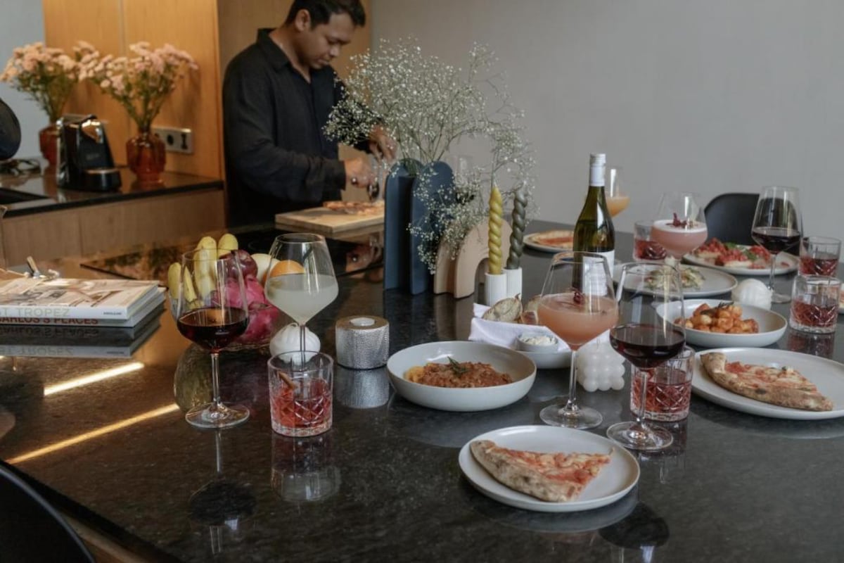 One Bedroom Townhouse Deluxe Pool by OXO in Canggu - Image 5