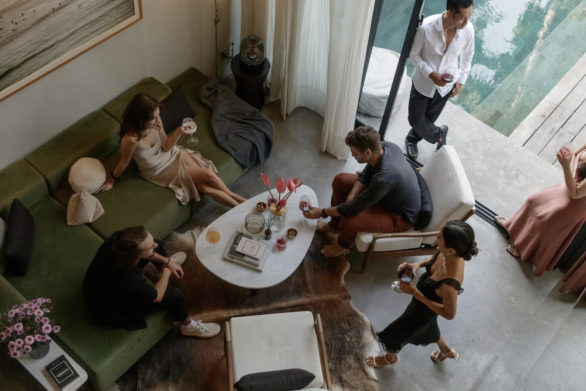 OXO Townhouses Berawa-2BR Studio Deluxe Pool in Canggu - Image 2