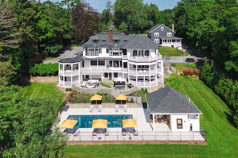 Bright & Spacious Hudson Valley Home with Pool