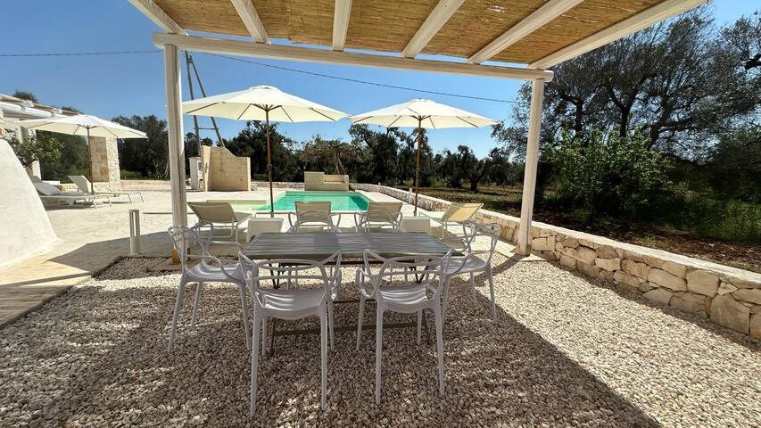 “Trullo Mamma Valeria” San Michele Salentino gallery image 4