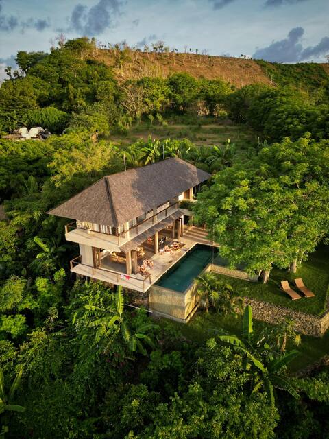 Exclusive sea view villa