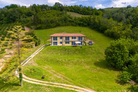 Charming country house in the Langhe, Dogliani