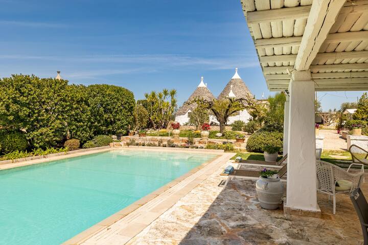 Trullo Patricia Pool
