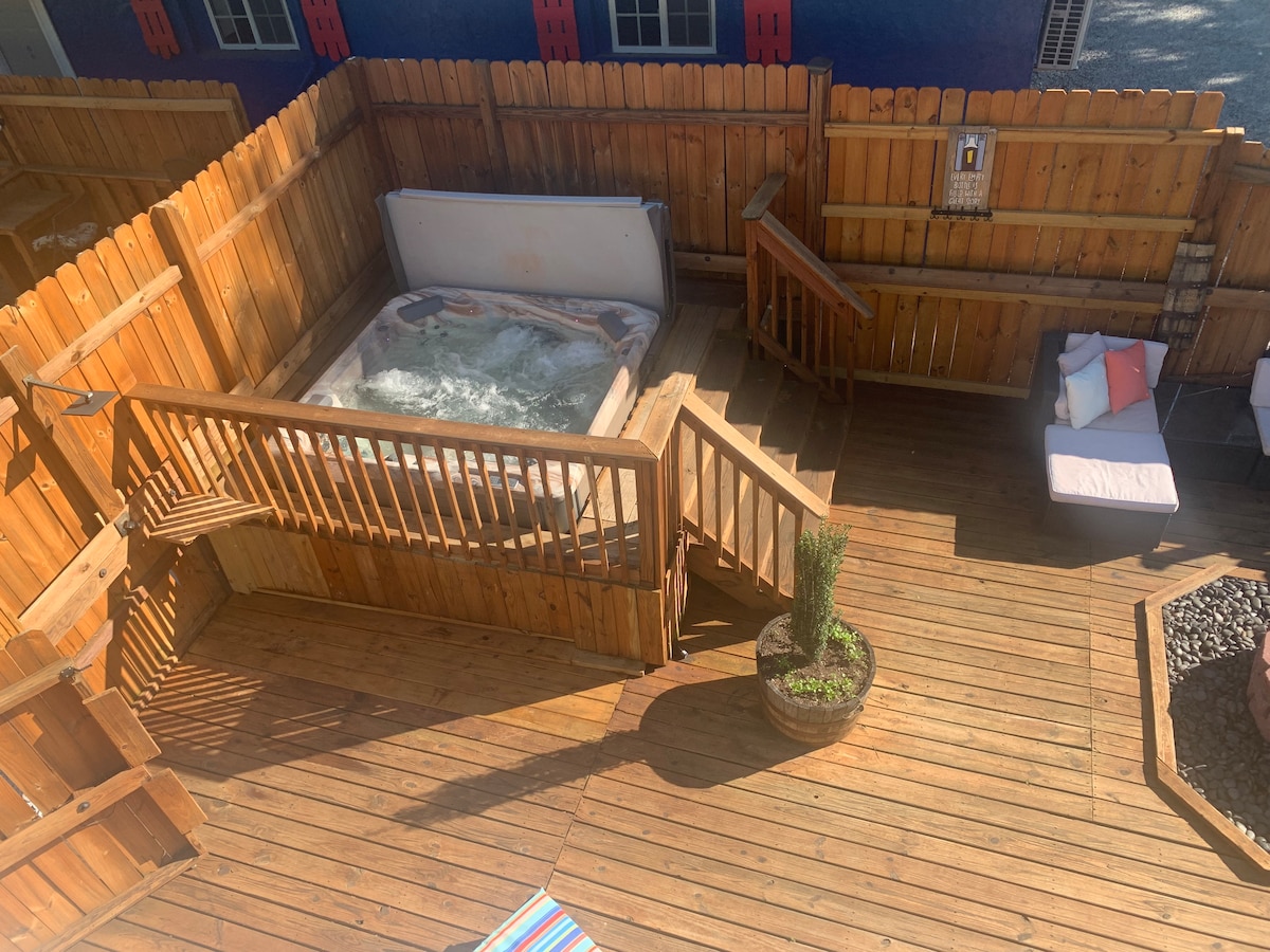 Fascinating 2 bed get away exterior TV and BBQ – Photo 5