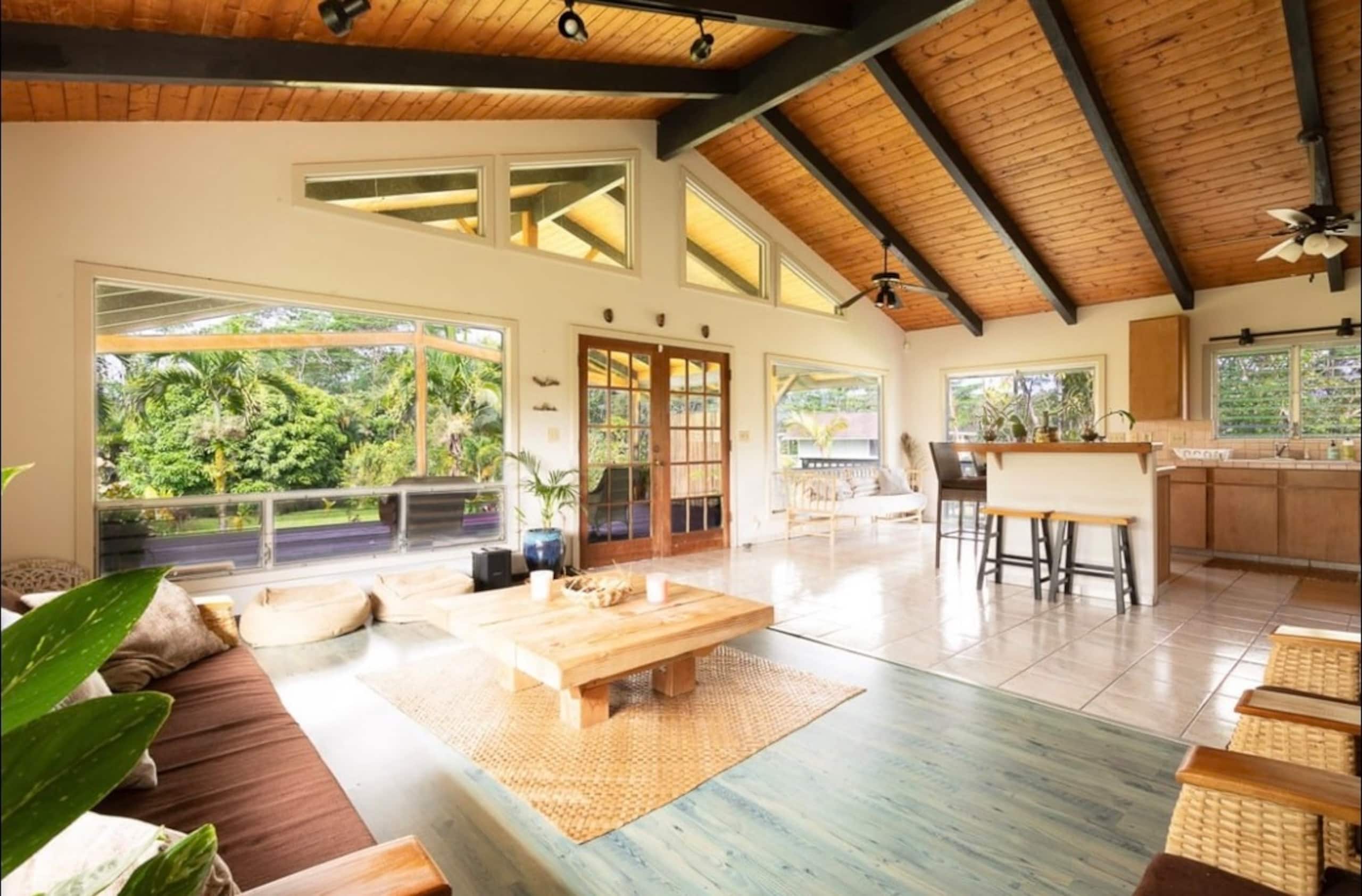 Home in Keaau · ★4.94 · 4 bedrooms · 3 beds · 2 shared baths - Image 9