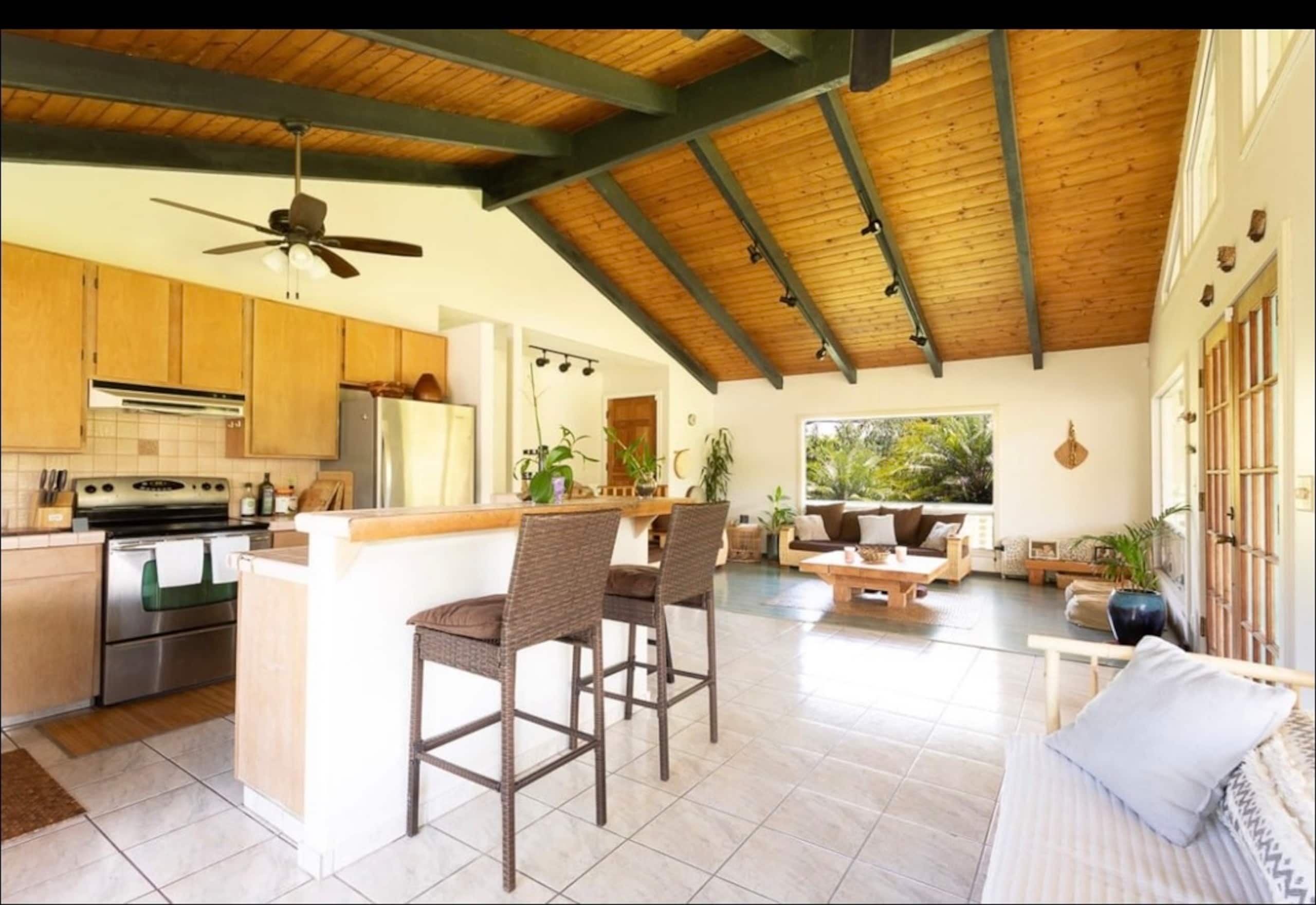 Home in Keaau · ★4.94 · 4 bedrooms · 3 beds · 2 shared baths - Image 4