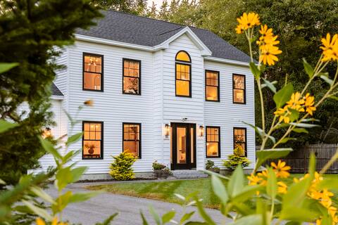 NewBuilt/HotTub/Great Location-4 min Kennebunkport