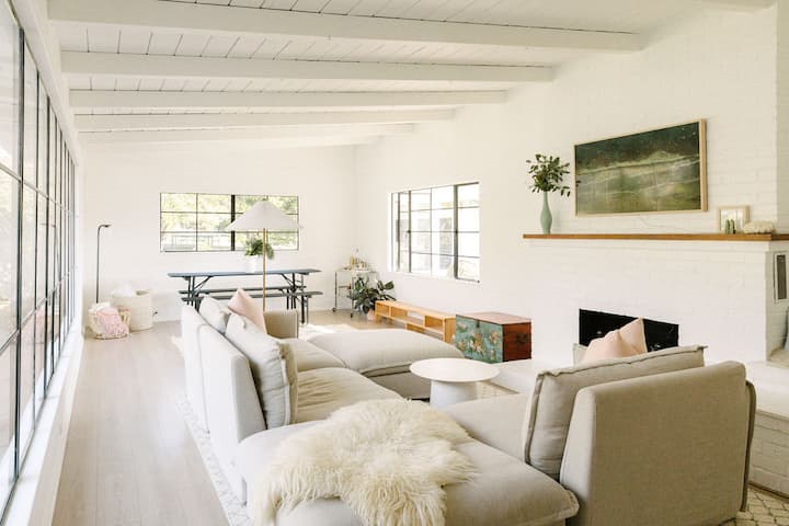 Montecito Orchard Home With Mountian Views - Montecito, CA