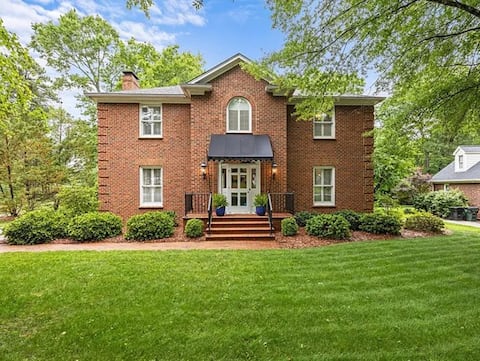 Minutes from Elon. 3 bedroom, 2.5 bath home