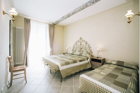 Apartments just a stone's throw from the Royal Palace