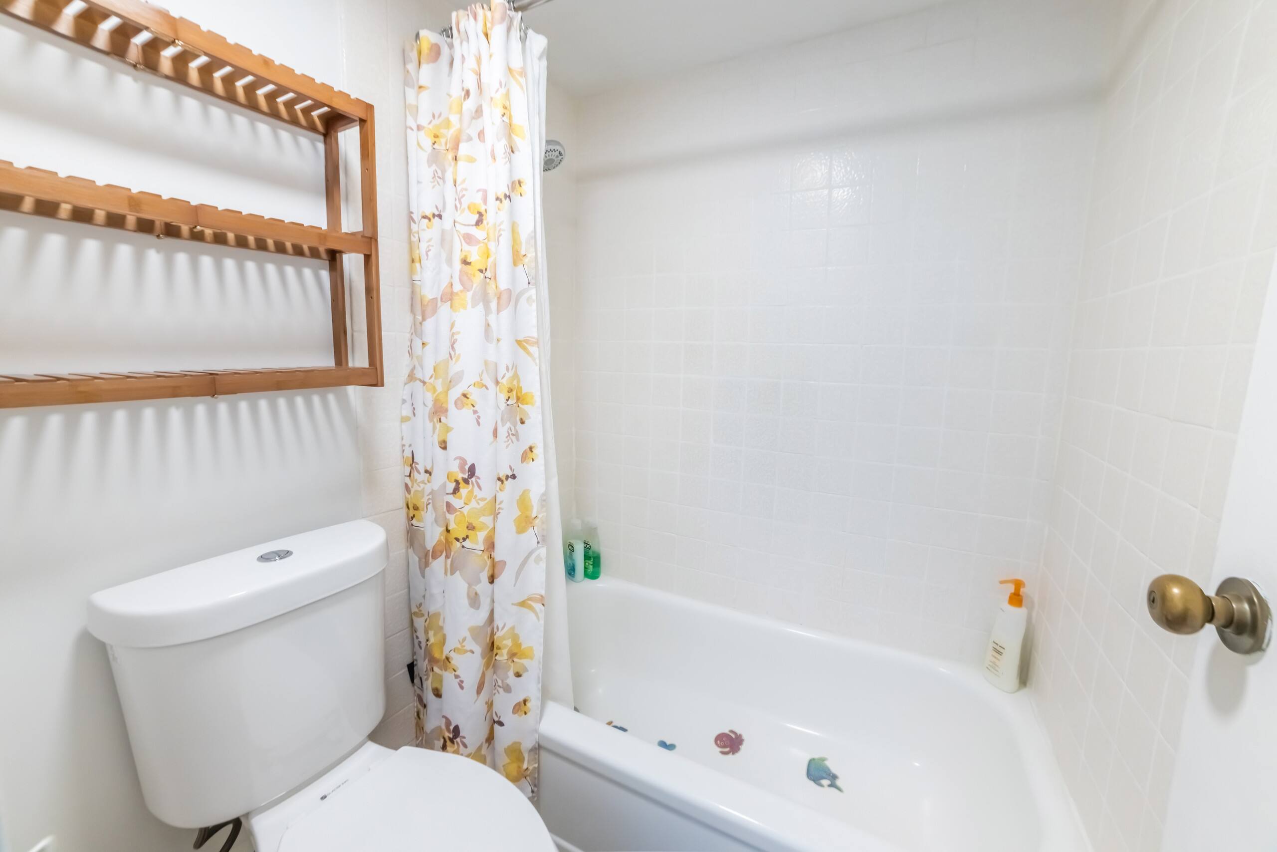 Condo in Honolulu · ★4.68 · 1 bedroom · 1 bed · 1 private bath - Image 12