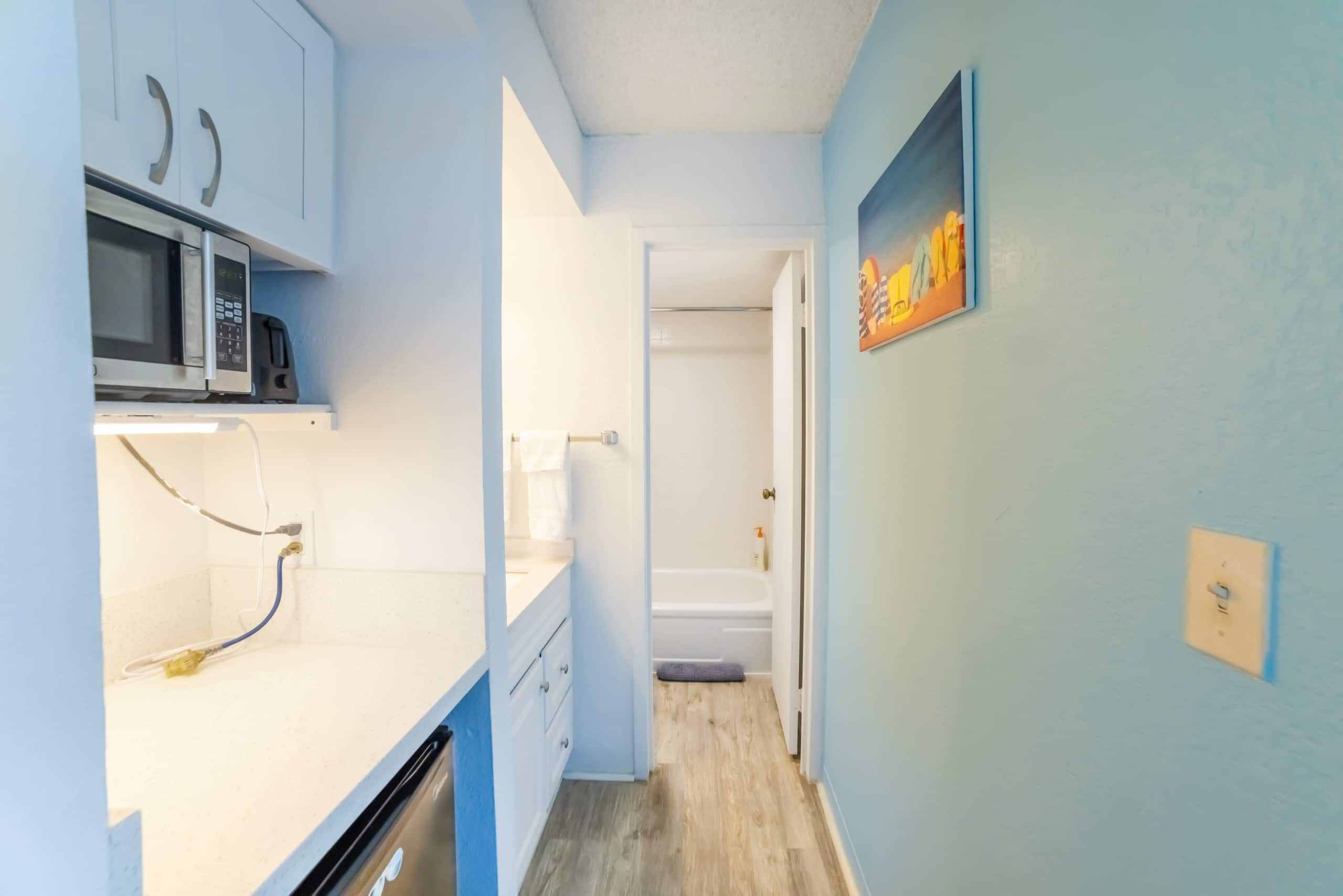 Condo in Honolulu · ★4.68 · 1 bedroom · 1 bed · 1 private bath - Image 14