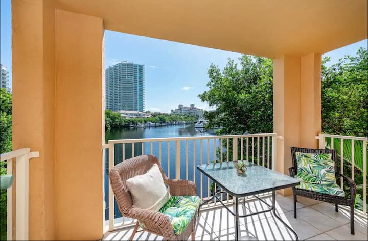 Aventura 2br Stunning Water Views-spectacular Stay - Aventura, FL