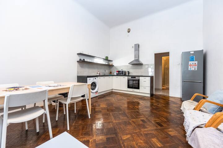 Safarikova 18 apartment II. gallery image 3