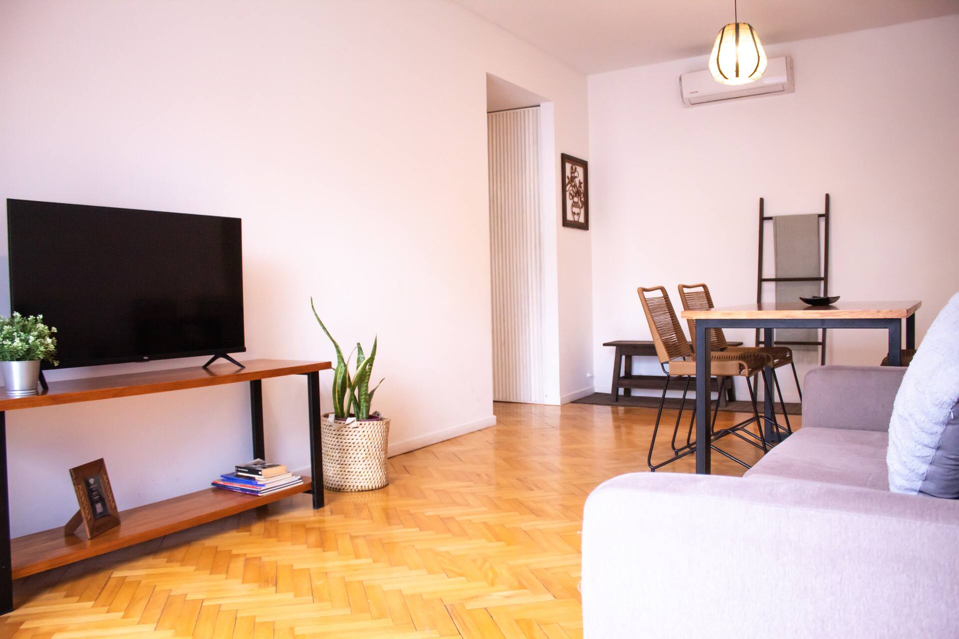 Apartamento de 1 quarto em Villa Urquiza com vaga e terraço