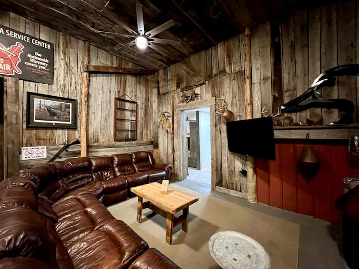 Unique Sportsman Lodge Surrounded By North Sauty - Cathedral Caverns State Park, Woodville