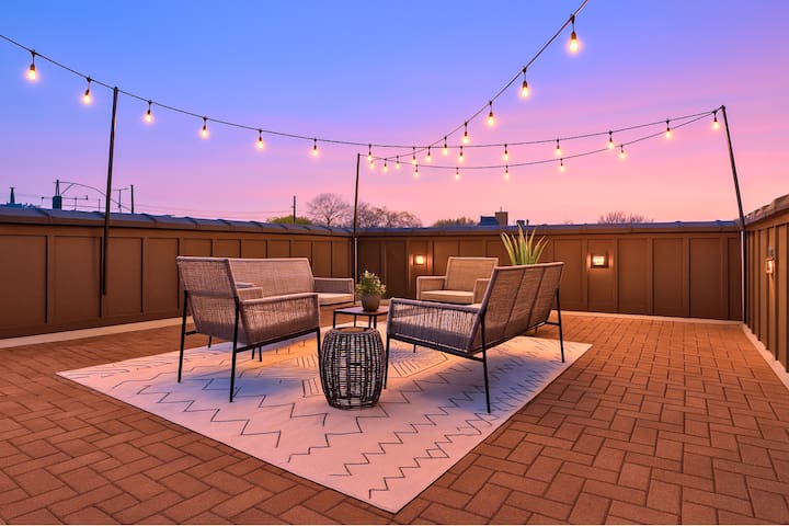 2 Luxury Rooftops | Scenic Views & Memorable Nites