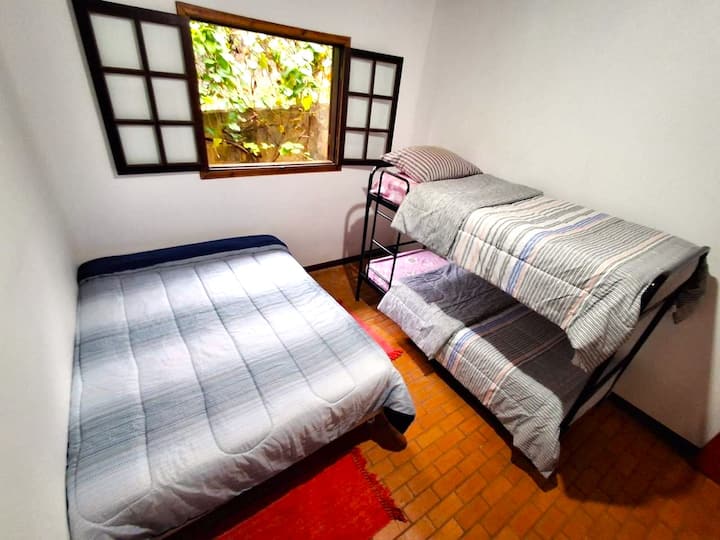 غرفة النوم 2