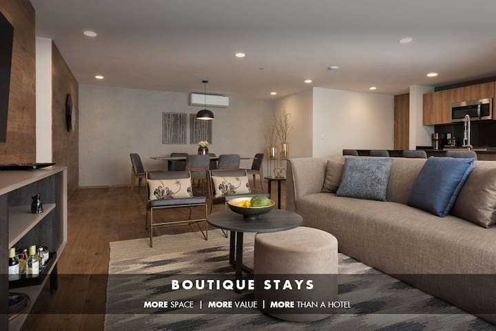 CONDESA-Spacious Apt Live/Work 3BR 2BA 8pax